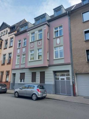 Sanierte Altbau-Wohnung Duisburg-Neudorf zu vermieten