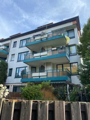 Lichtdurchflutete Wohnung mit Balkon in SW-Lage