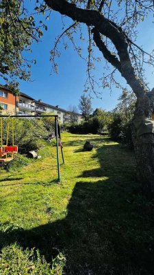 FÜR HANDWERKER - 3-Familienhaus mit großem Grundstück in ruhiger Lage