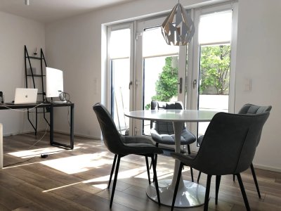 Moderne 2 Zimmer Wohnung mit Küche, Fußbodenheizung und Terrasse in Sinnersdorf