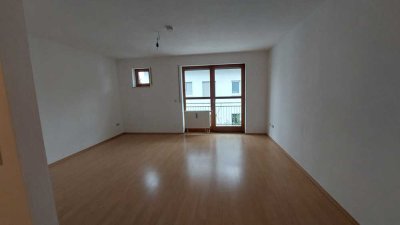 Gepflegte 2-Zimmer-Wohnung mit Balkon in Neusäß