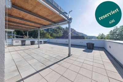 Luxus-Penthouse (3-Zi) mit riesiger Terrasse und Panoramablick