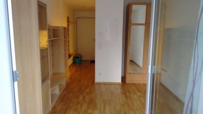 1-Raum-EG-Wohnung mit Küchenzeile in München Ramersdorf