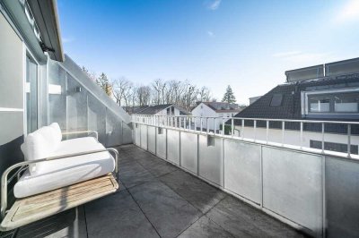 Luxus-Dachgeschoßwohnung - ca. 140 m² - Süd-Terrasse - Raumhöhe ca. 3 m - Lift - TG