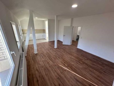 EXKLUSIVE & RENOVIERTE MAISONETTEN-WOHNUNG MIT ZWEI BÄDERN ***B&B Immobilienmakler UG***