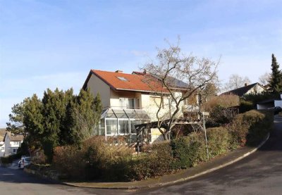 Doppelhaushälfte mit Garten und Garage in Weikersheim