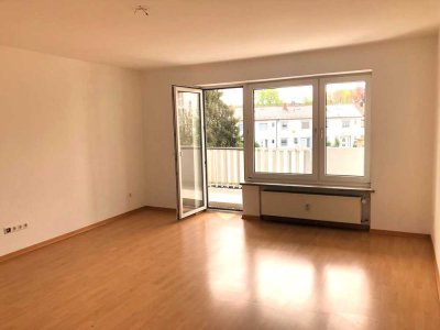 Sofort verfügbare 3 Zimmer-Whg. mit Balkon, Keller u. KFZ-Stellplatz in FFB bei MUC!