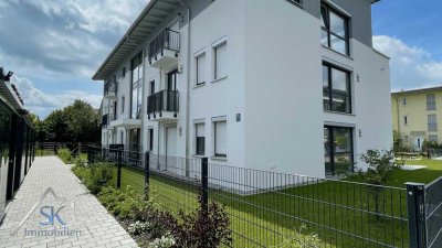 EXKLUSIVANGEBOT: 2-Zi.-Neubau-Wohnung mit Hobbyraum, ca. 107 m², Garten + Terrasse in Germering