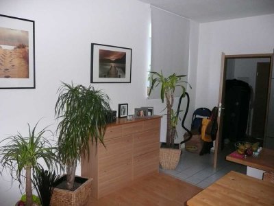 Komfortables, aussergewöhnliches 1 Zimmer-Appartement mit kompletter Einbauküche - einzugsfertig!