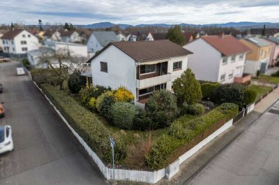 BAFA-Förderung: Einfamilienhaus mit großem Grundstück in Rastatt-Niederbühl