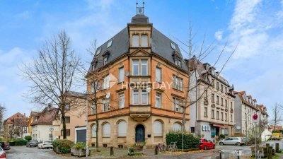 Altbauwohnung im denkmalgeschützten Mehrfamilienhaus – großzügiges Wohnen mit historischem Flair