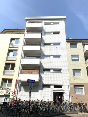 Köln-City / ruhige Toplage: Pauschalmiete für möbliertes 1-Zimmer Balkon-Apartment im 1. OG!