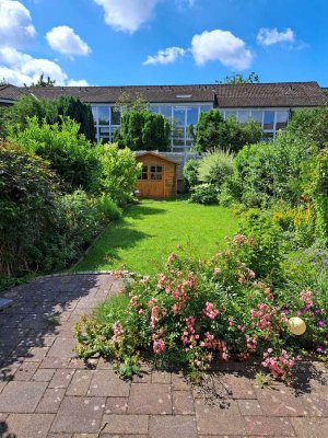 Charmantes Reihenhaus mit schönem Garten in Geestland