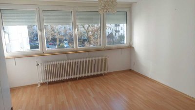 Geschmackvolle 2-Zimmer-Wohnung mit EBK in Germering