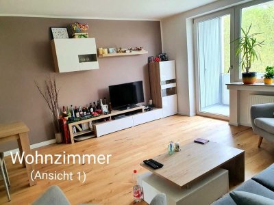 Moderne helle 3-Zimmer-Wohnung mit Balkon direkt am Wald in Düsseldorf Unterbach