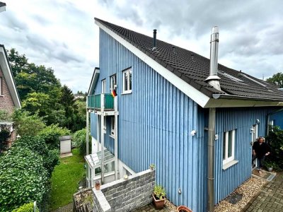 Moderne, großzügige 2-Raum-Wohnung (Maisonette) im Zweifamilienhaus in guter Lage von Solingen