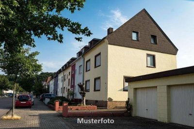 Helle 3-Zimmer-Wohnung mit Loggia