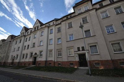 **Neu renovierte 3-Zimmerwohnung** mit Balkon in Delitzsch