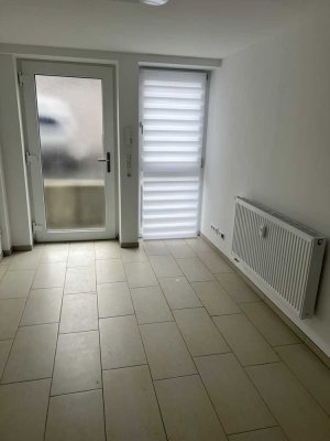 Schicke 2-Zimmer Wohnung nach Kernsanierung Kalk-Arkadennähe