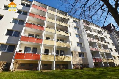 Familienwohnung mit Tageslichtbad und großem Balkon!