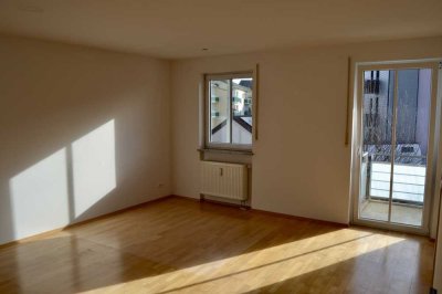 Helle 2 Zimmer Wohnung zum Wohlfühlen in ruhiger Lage im Zentrum von Kirchheim