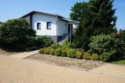 Geräumiges, günstiges 7-Raum-Einfamilienhaus mit EBK in Lubmin