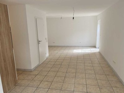 Teilsanierte 1-ZKD Wohnung ca. 42qm mit EBK