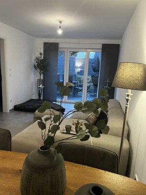 Geschmackvolle 2 ZKB Wohnung mit Terrasse