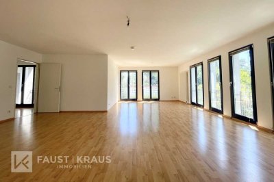 Großzügige 5-Zimmerwohnung mit Balkon und guter Verkehrsanbindung in Stahnsdorf