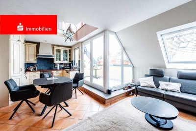 Frankfurt-Sossenheim: Außergewöhnliche Maisonette-Wohnung mit Galerie & Loggia in ruhiger Lage