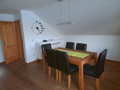 Attraktive 3-Zimmer-DG-Wohnung mit Balkon und EBK in Salzburg