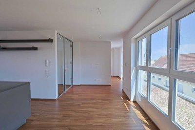 Lichtdurchflutete Penthouse-Wohnung mit großer Terrasse u.v.m.