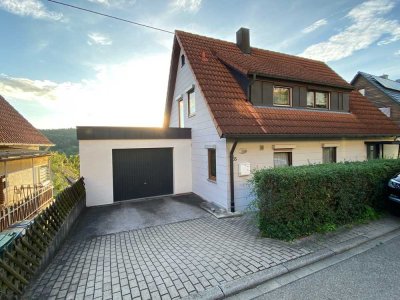 Ein Haus für die ganze Familie - mit tollem Garten