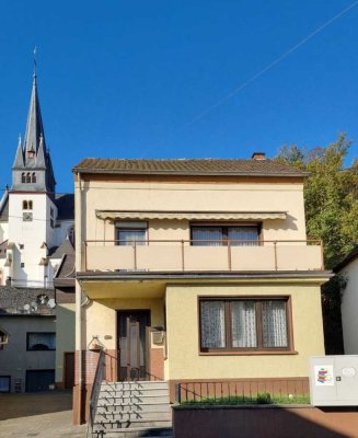 Charmantes Einfamilienhaus mit klassischer Architektur und besonderem Highlight in leubsdorf