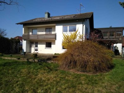 Mehrfamilienhaus mit potenziellem zusätzlichem Bauplatz in zentraler Lage in Sasbach