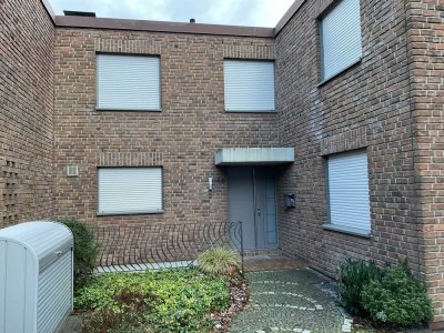 5-Zimmer-Reihenhaus mit EBK in Düsseldorf Holthausen