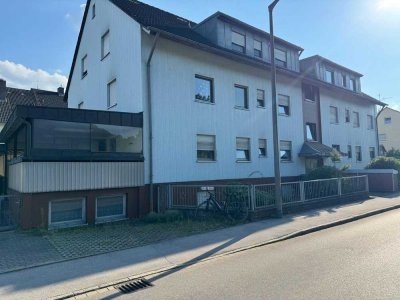 4 Zimmer Wohnung mit Balkon und Garage