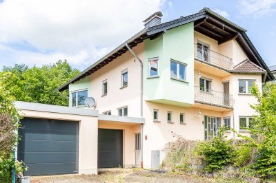 Modernes Mehrfamilienhaus in Igel mit Garten und 2 Garagen