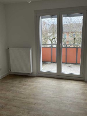 Sanierte 2-Zimmerwohnung mit Balkon in 35578 Wetzlar, Johann-Sebastian-Bach-Straße 10, 2.OG rechts