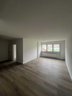 Frisch sanierte 1 Zimmer Wohnung im Erdgeschoss