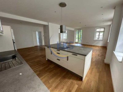 *Exklusives Wohnen* TOP Sanierung mit EBK, Terrasse, Balkon, Fußbodenheizung u.v.m. ab 15.01.2025!