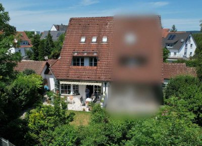 Attraktive, gepflegte 4-Raum-Doppelhaushälfte in Bischberg