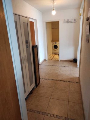 Schöne 2,5 Zimmerwohnung mit schöner Aussicht in Im Asemwald