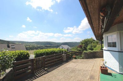 Wohnhaus inkl. Einliegerwohnung mit traumhaftem Ausblick