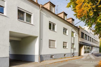 Große, zentrale Erdgeschosswohnung in der Innenstadt - 1 Minute von der Fußgängerzone entfernt!