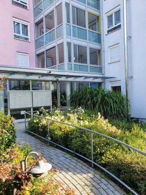 Apartment mit Morgensonne, in betreutem Wohnen, Radolfzell -Seniorenwohnanlage