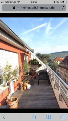 Wunderschöne Wohnung mit Dachterasse und Einbauküche am Theater in Würzburg