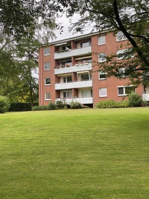 Vermietete Wohnung in zentraler und grüner Lage von Ellerau.  Anlageobjekt von privat.