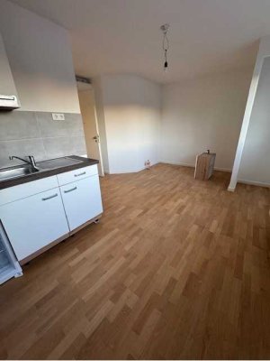 l  1 Zi Wohnung auf 18,33 m²  l EBK l