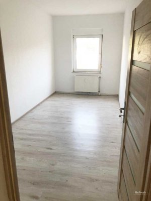 Gemütliche, vollständig renovierte 2-Zimmer Wohnung - 65m2